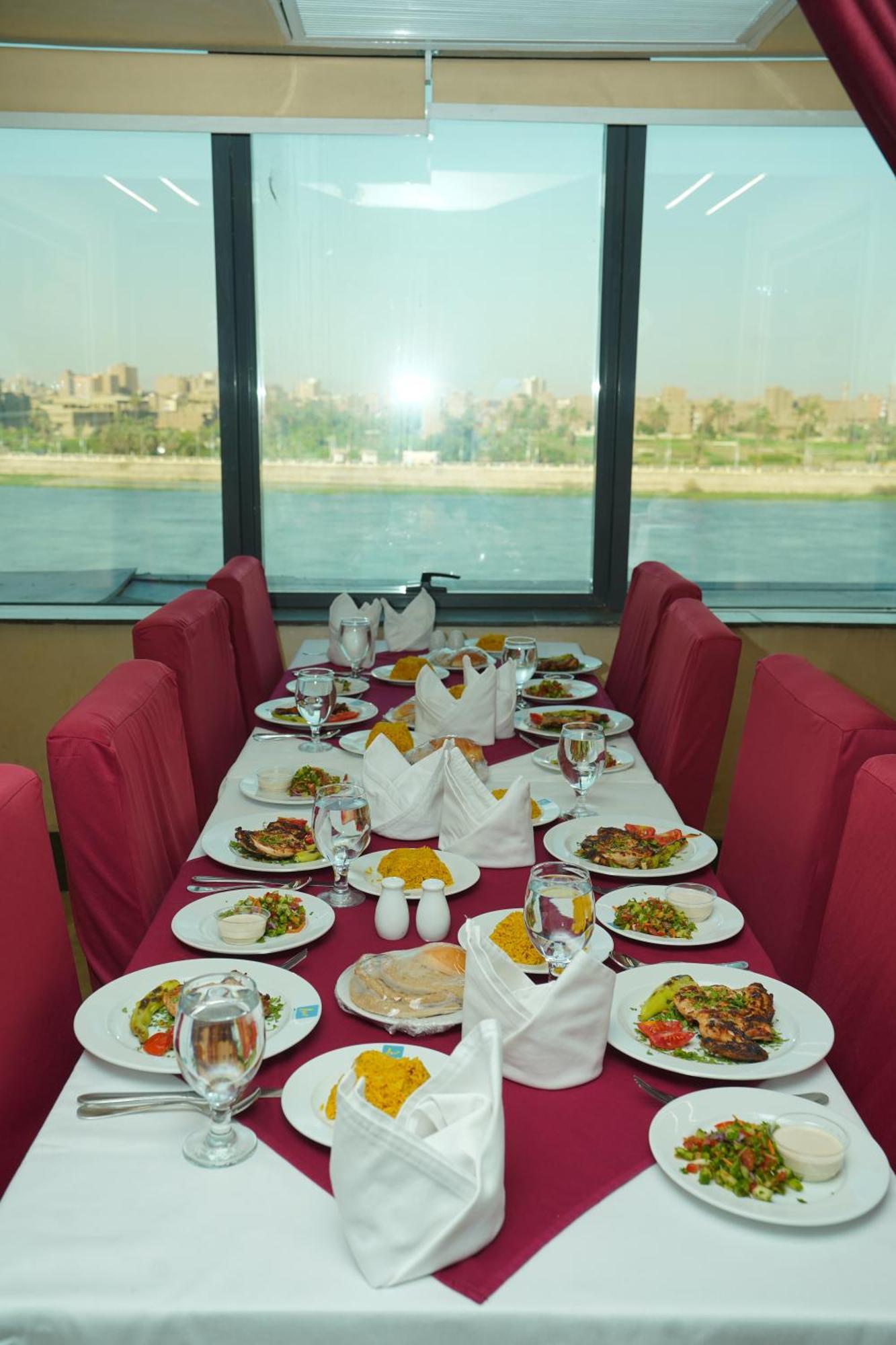 Al Fanar Azur Hotel Sohag Exterior foto